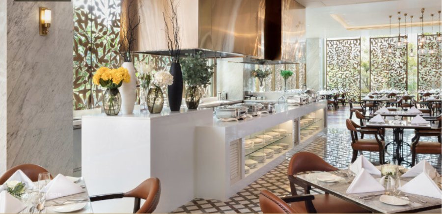 Siam Brasserie dining room